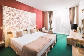 Отель Park & Spa Hotel Markovo Пловдив Стандартный двухместный номер с 1 кроватью или 2 отдельными кроватями, балконом и бесплатным доступом в спа-центр-1