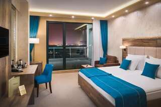 Отель Park & Spa Hotel Markovo Пловдив Двухместный номер Делюкс с 1 кроватью или 2 отдельными кроватями, балконом и бесплатным доступом в спа-центр-2