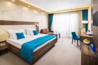 Отель Park & Spa Hotel Markovo Пловдив Двухместный номер Делюкс с 1 кроватью или 2 отдельными кроватями, балконом и бесплатным доступом в спа-центр-1
